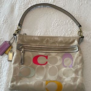 Coach Signature Shoulder bag 10 x 13
